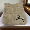 Gorro de Punto Estilo Coreano de Invierno con Orejas de Gato para Mujer, Cálido y Lindo, Gorro de Punto con Lazo, Gorro Versátil para Estudiantes con Protección para las Orejas
