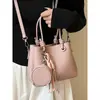Bolso Cubo Sencillo de Mano 2026 Primavera Nuevo Estilo Coreano Moda Gran Capacidad Texturizado Colgante Hombro Cruzado