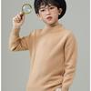 Foco em suéter infantil de cor sólida espesso estilo coreano suéter para meninos suéter de cashmere para meninas camisa de base para crianças médias e grandes