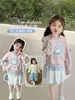 Sudadera Nueva de Estilo Falso Dos Piezas para Niñas de Primavera y Otoño, Versión Coreana para Niños, Top de Princesa de Dibujos Animados Redondo, Moderno y Dulce