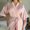Bata de mujer estilo europeo y americano con cinturón al frente, sexy y se puede usar como ropa exterior, cómoda ropa de estar de seda helada y bata de mañana
