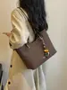 Bolsas de moda para mujer al por mayor transfronterizas 2026 nuevo modelo bolso tote de alta calidad bolso de mano simple versátil bolso de hombro
