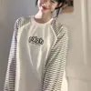 2025 Nuevo Diseño de Empalme de Color Contrastante Camiseta de Manga Larga con Estampado de Letras para Mujer Casual Holgada Versátil Top de Cuello Redondo