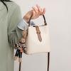 Bolsos 2025 Nuevo Bolso de Mujer Bandolera Casual Versátil Bolso de Cubo Popular Verano Bolso de Mano de Alta Calidad