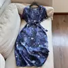 Verão 2026 Novo Estilo Elegante Seda de Amora Seda Genuína Estampado Cintura Marcada Emagrecedor Vestido Atacado N2FQ8531