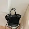 Bolso tote patchwork mate retro Maillard para mujer, nueva colección otoño/invierno 2026, gran capacidad, bolso de hombro moderno
