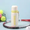 Taza Isotérmica Portátil de Viaje Gradiente Apertura/Cierre de un Botón Doble Capa de Vacío Tapa abatible Alta Apariencia con Correa para Colgar Vaso de Agua para Estudiante