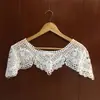Peças de Outerwear Feminino para o Verão: Xale de Renda Tricotado com Design de Crochê Vazado, Jaqueta Curta Versátil tipo Capa