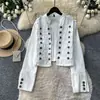 Chaqueta de mezclilla con botones metálicos estilo retro para mujer, diseño corto abotonado de alta resistencia a la moda, chaqueta de corte holgado para usar en otoño