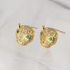 Brincos Aogu Banhados a Cobre Ouro 18K Micro-Pavimentados com Zircônia Cabeça de Leopardo Olhos Verdes para Mulheres Brincos Personalizados Hip-Hop Produto Novo Transfronteiriço