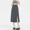 Foto real de uma saia midi com fenda para mulheres petites, novo design primavera/verão, comprimento médio, cintura alta, evasê, saia longa justa ao corpo