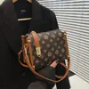 Bolsas de Luxo para Mulheres 2026 Novo Estilo Monograma para o Dia a Dia Bolsa Caixa de Luxo Leve Bolsa Transversal com Estampa Retrô Versátil