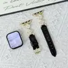 Adecuado para Apple Iwatchs12S10S9Ultra87Se Reloj de Cuero con Pulsera de Trébol de Cuatro Hojas Chapada en Oro