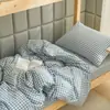 Conjunto de roupa de cama para dormitório estudantil, amigável à pele, incluindo um lençol com elástico, fronha e uma capa de edredom de peça única, adequado para camas beliche