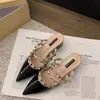2025 Couro Genuíno Salto Bloco Rivet Francês Salto Alto Bico Fechado Mules Chinelos com Tachas Salto Bloco Sandálias Femininas Bico Fino