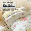 Juego de ropa de cama de tres piezas de algodón para dormitorio estudiantil de cama individual, funda de edredón de algodón puro con diseño de dibujos animados, sábana plana y sábana bajera, nuevo modelo 2026