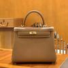 Bolsa Clássica Kelly Platinum de Couro Togo Costurada à Mão com Linha Encerada Costura Interna 28cm Bolsa de Ombro Transversal para Mulheres