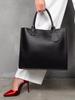 Bolso de hombro de gran capacidad para mujer, venta directa de fábrica, nuevo comercio exterior, cómodo para ir al trabajo, estilo moderno y a la moda que combina con todo.
