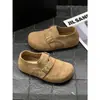 Sapatos Birkenstock femininos com plataforma para aumentar a altura, novo modelo outono 2026, mocassins slip-on retrô de camurça para mulheres