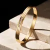 Pulseira Nicho Sensação de Alto Padrão Não Desbota Joia Versátil Luxo Leve Aço Inoxidável Aço Titânio Verão Cruzada Diamante Linha Dupla