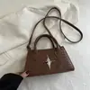 Bolso Bandolera Retro Personalizado 2025 Verano Nuevo Bolso Bolso de Hombro Casual para Mujer Bolso Cuadrado Pequeño Estilo Coreano Bolso de Mujer