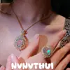 Joias: Colar com Pingente de Pedra Preciosa Lapidação Rosa de 6 Quilates com Âmbar Natural, Brincos de Banquete de Luxo com Diamantes Grandes em Forma de Gota