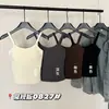 Novo colete térmico de cashmere outono e inverno para mulheres, com bojos embutidos, corte justo e projetado para ser usado como camada interna ou como uma camisola.