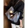 Bolsas Estilo Western Outono e Inverno 2025 Novas Bolsas Femininas Bolsas de Ombro da Moda para o Dia a Dia de Grande Capacidade Bolsas Tote para Aulas de Estudantes Universitários