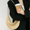 Bolsa Hobo Modelo Novo 2026 com Pele de Ovelha por Dentro e por Fora, Bolsa de Ombro Grande em Forma de Crescente para Mulheres, Couro Genuíno com Acabamento de Luxo, Bolsa de Axila de Nicho