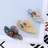2017 Regalos Creativos Sombrero de Moda con Broche de Diamantes Pin Yiwu Joyería Insignia al por Mayor