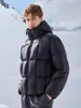 Nueva chaqueta de plumón de invierno para hombre Enbu, moderna, casual, versátil, con capucha, engrosada, cálida, de corte holgado y elegante prenda de abrigo