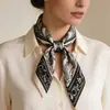 Bufanda de Seda Estilo Coreano con Acabado de Alta Gama, Bufanda Cuadrada con Patrón de Espiga, Bufanda Versátil y Elegante para el Cuello, Pañuelo para la Cabeza, Accesorio de Moda para Mujer, Bufanda a Juego para la Cintura