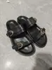 Nuevas Chanclas de Plataforma Gruesa de Verano de Guangzhou para Mujer, Estilo Europeo y Americano Popular, con Hebilla Decorativa y Hebilla de Doble Fila