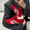 Zapatos de entrenamiento alemanes retro de Hong Kong con plataforma para aumentar la altura y puntera redonda para mujer, nuevos zapatos deportivos casuales de primavera 2026, con cordones y suela blanda, zapatos Forrest Gump