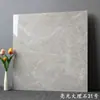 Azulejos de porcelana 600x600 de Foshan, Guangdong, para sala de estar e quarto, efeito mármore brilhante, azulejos de piso cinza brilhante