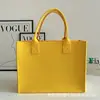 Bolsas de Fieltro con Logos Personalizados, Bolsas de Tote Promocionales, Souvenirs Empresariales, Bolsas de Regalo Promocionales Corporativas y Escolares, Al Por Mayor en Stock
