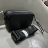 Nueva bolsa de cámara mack de contraste de color bolsa con marca de huella de palma bolsa de color macarrón bolsa cruzada de hombro con correa ancha