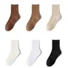Meias Zhuji meias masculinas de cano médio meias de outono e inverno cor sólida cintura simples antiderrapante respiráveis absorventes de suor casuais meias de algodão masculinas