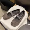 Sapatos Mary Jane retrô com bico dividido sintético para mulheres, novo modelo 2026, sapatos rasos de tira cruzada baixa, sapatos de vovó confortáveis e versáteis