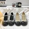 Zapatos Pequeños de Cuero con Colorblock y Moño Francés para Mujer 2026 Otoño Nuevos Punta Redonda Estilo Pequeño Chanel Tacón Grueso Mary Jane Zapatos de Salón