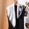 Pañuelo Cuadrado Delgado Fresco y Elegante de 70 cm con Diseño Estampado Suave y Elegante, Adecuado para el Viaje Diario y como Accesorio Decorativo