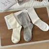 Calcetines de Algodón Puro para Mujer, Antibacterianos, Color Sólido, a Media Pantorrilla, Estilo Primavera y Otoño, Simples y Versátiles, Calcetines Largos de Maternidad para Otoño e Invierno, Calcetines Arrugados Resistentes a los Olores