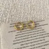 Pendientes Únicos y Sofisticados de Estilo Dulce-Cool, Exquisitos y Compactos, Simples y de Moda, Versátiles, Pinzas y Clavos para Orejas con Textura de Lujo Ligero