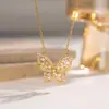Colar de Borboleta Exagerado para Mulheres, Pingente com Microincrustação de Diamante, Corrente de Aço Titânio, Corrente para Clavícula Não Desbota, Estoque Pronto de Fábrica, Corrente para Atacado