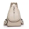 Mochila pequeña de piel suave para mujer, primavera y verano 2023, estilo coreano simple, nueva, versátil, moda, bolsa de pecho tejida, mochila pequeña para mujer