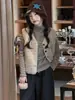 Nueva colección de otoño e invierno para niñas: conjunto de chaleco esponjoso engrosado y camiseta de rayas, chaleco cálido con cuello semi-alto, adecuado para niños mayores