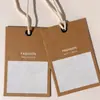 Etiquetas de Roupa Etiquetas para Loja de Roupas Cartões de Etiqueta em Papel Kraft em Branco Cartões com Etiqueta de Logo para Roupas Femininas Design Gratuito