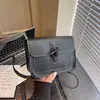 Bolsa Pequena Quadrada Casual de Estudante, Estilo Vintage Japonês, Estilo College, Fresca e Simples, com Fivela de Chifre, de Ombro Único/Transversal