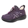 Inverno Novo Feminino Plus Veludo Engrossado Botas de Neve Impermeáveis Quentes Leves Outdoor Sapatos de Algodão Casuais Confortáveis Versáteis Sapatos Femininos