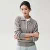 Cheio de elegância~Suéter de cashmere liso com decote V para mulheres, novo estilo outono e inverno, blusa de tricô com gola alta